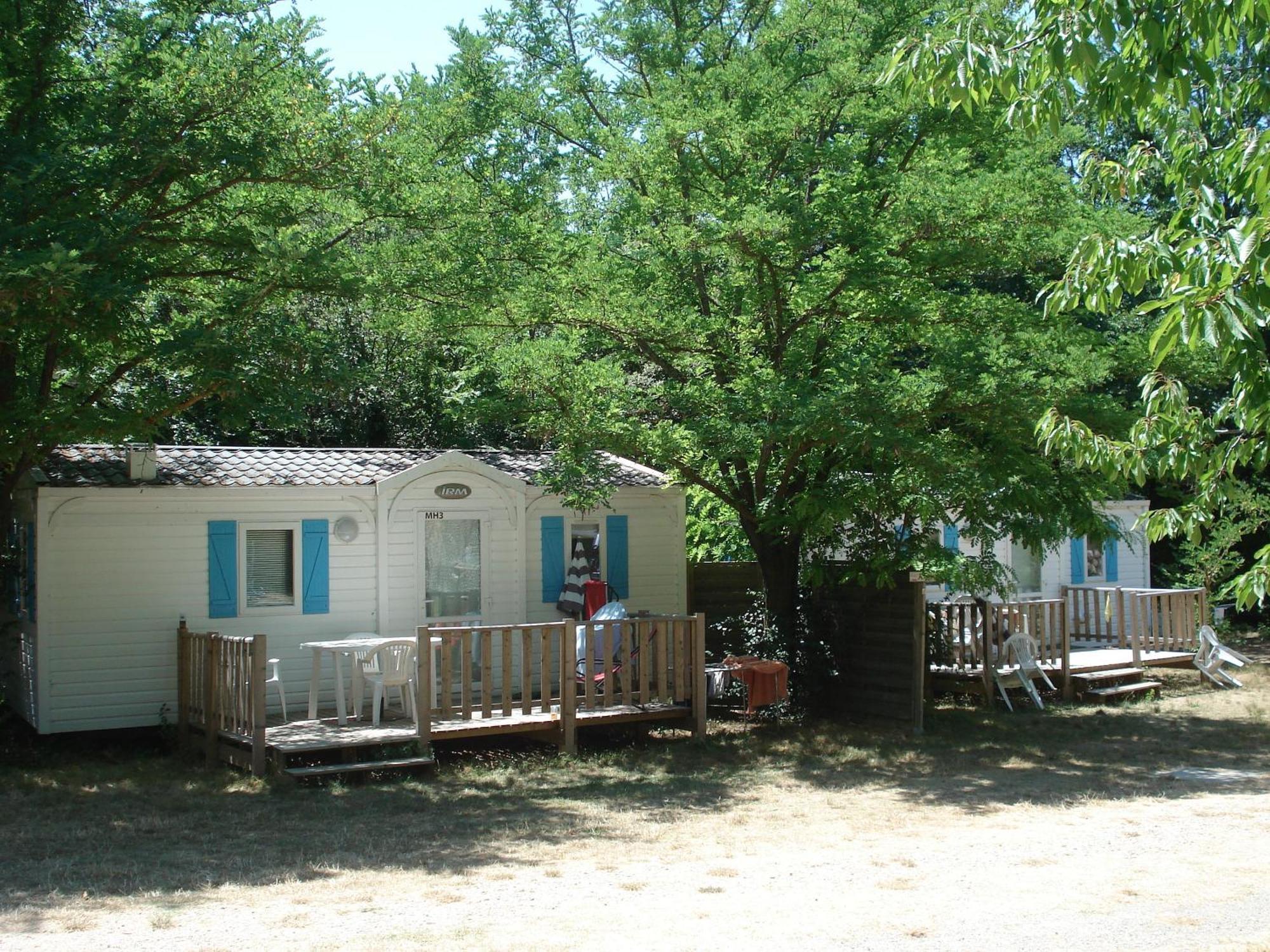 Camping La Grangeonne إسبارون دي فيردون الغرفة الصورة