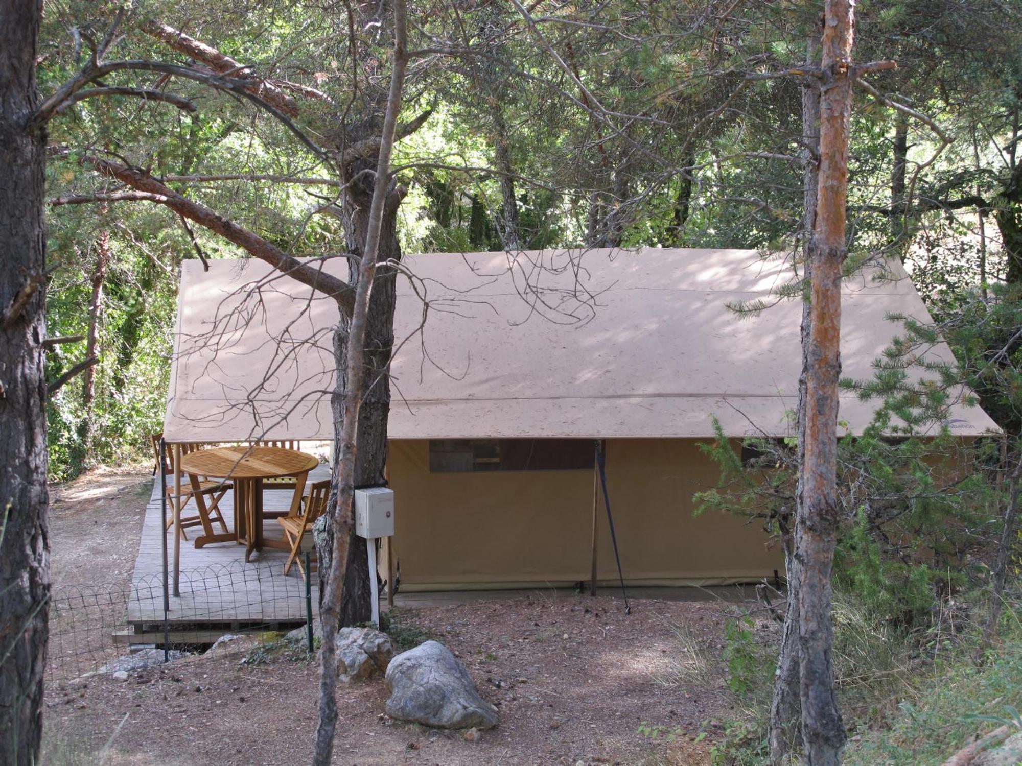 Camping La Grangeonne إسبارون دي فيردون الغرفة الصورة